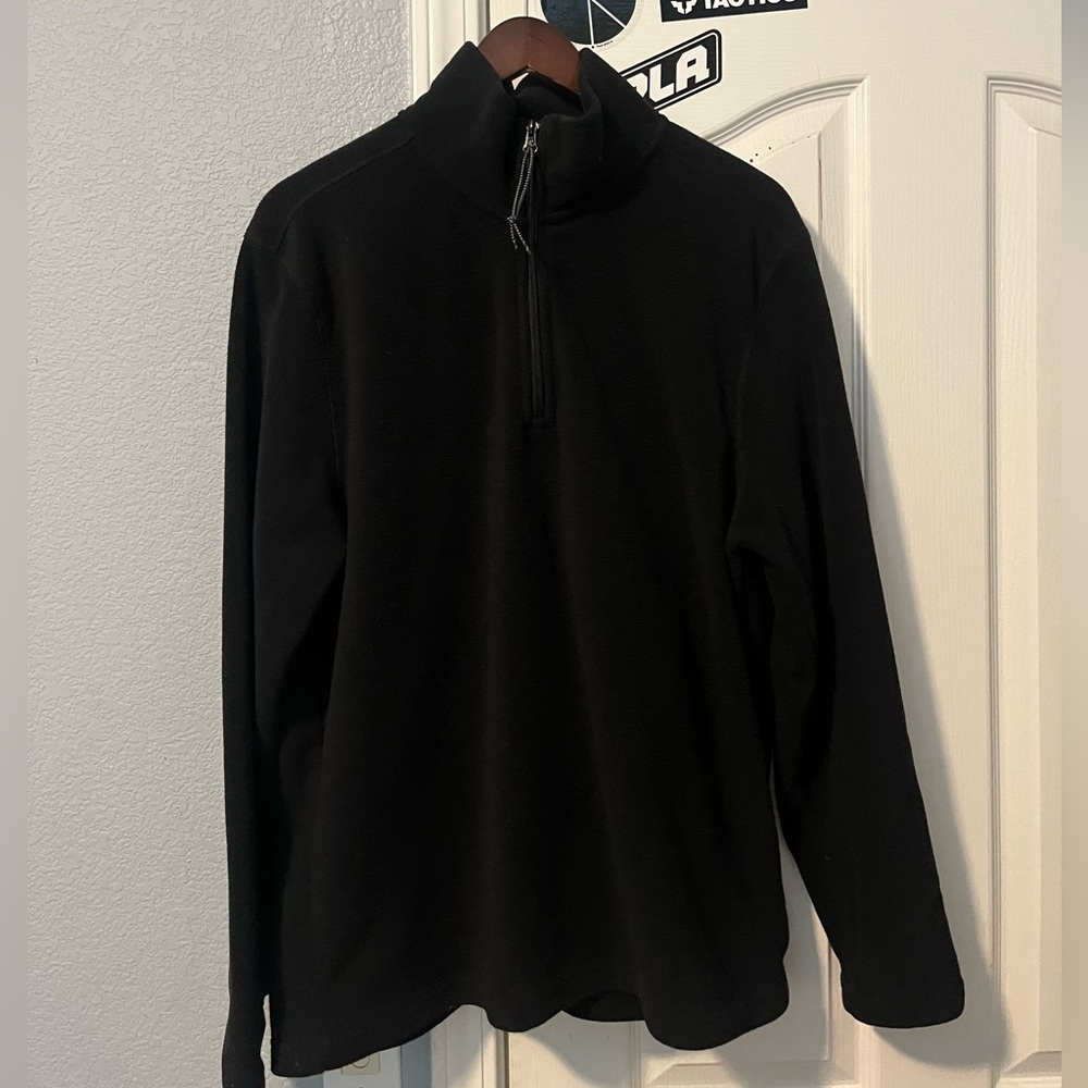 Quarter zip size medium